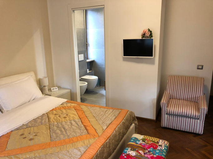 Bedroom 3, B&B Il Girasole, Perugia