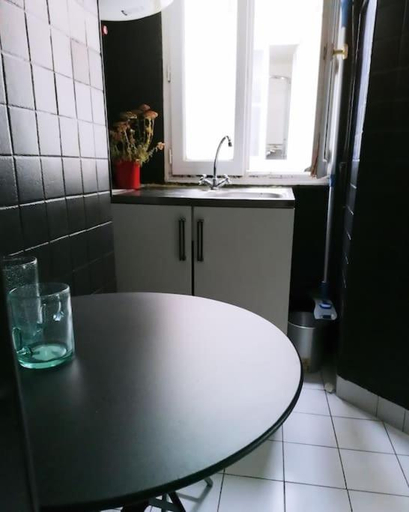 Others 1, Calm APT 45m2 /elevator/50m to metro Saint Paul, Paris