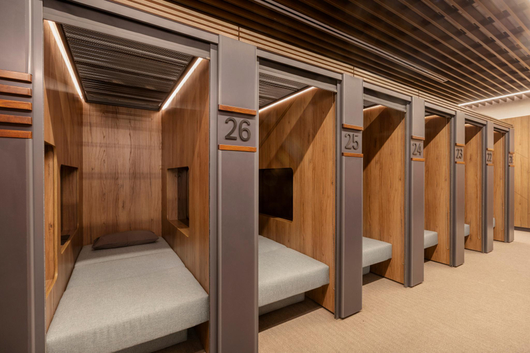 4, Sleepover Doha North Node - Gate C40, Doha