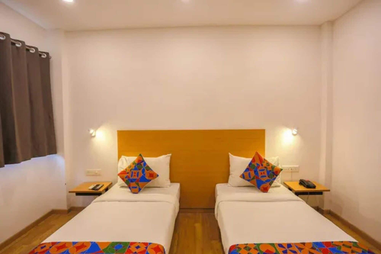 Room 2, Fabhotel Sharveen Classic Inn, Aurangabad