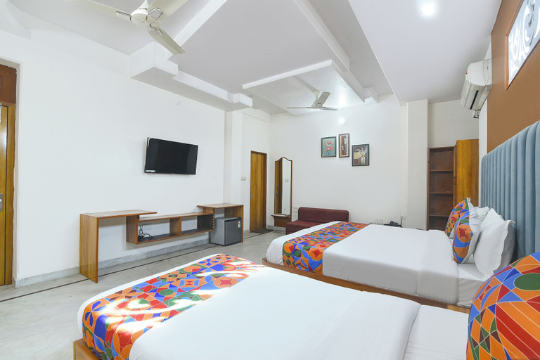 Room 4, Via Mansarovar Palace, Jaipur