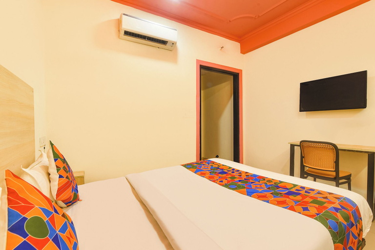 Room 4, Via Capitol Square, Jaipur