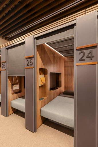 4, Sleepover Doha North Node - Gate C40, Doha