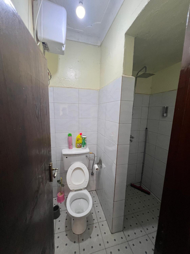 Bathroom 5, Bukoto suites, Kampala