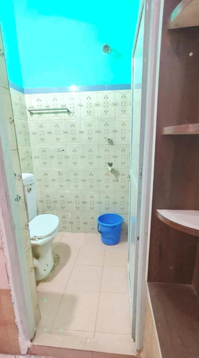 Bathroom 2, Maa Durga Guest Inn, Purba Medinipur
