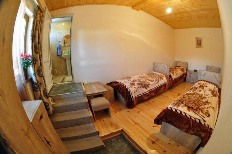 Bedroom 4, Saro B&B and Extreme Safari Tours