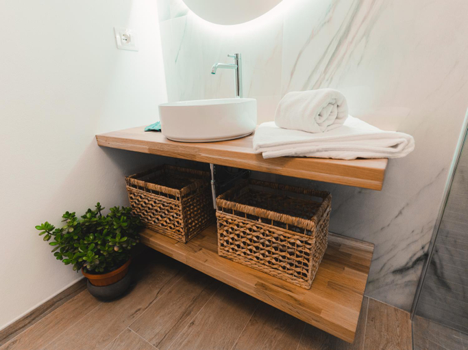 Bathroom 3, La Tana del Furlo, Pesaro E Urbino