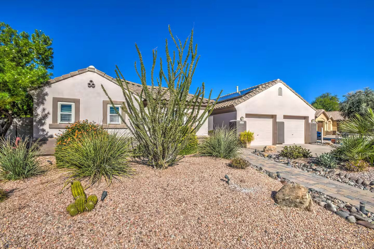 Exterior 4, Heated pool Hot tub pool table, Maricopa