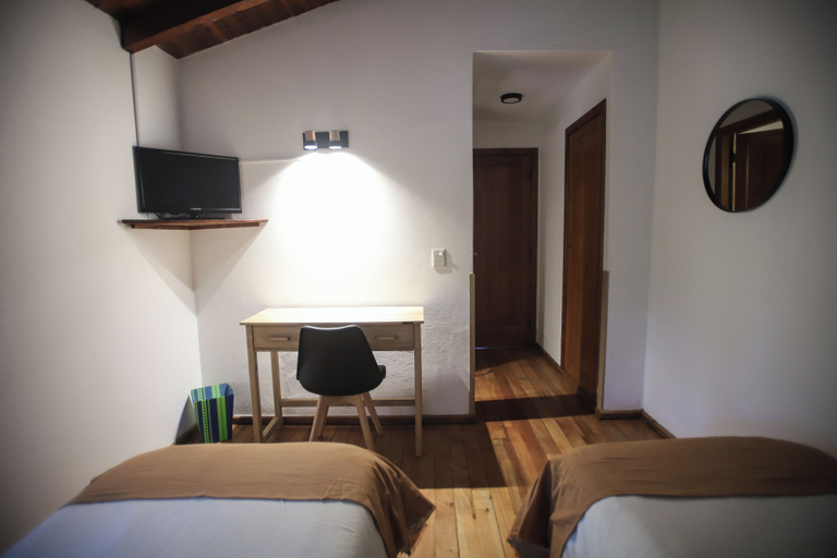 Room 4, Hostería & Apart Hotel Carelhue, Bariloche
