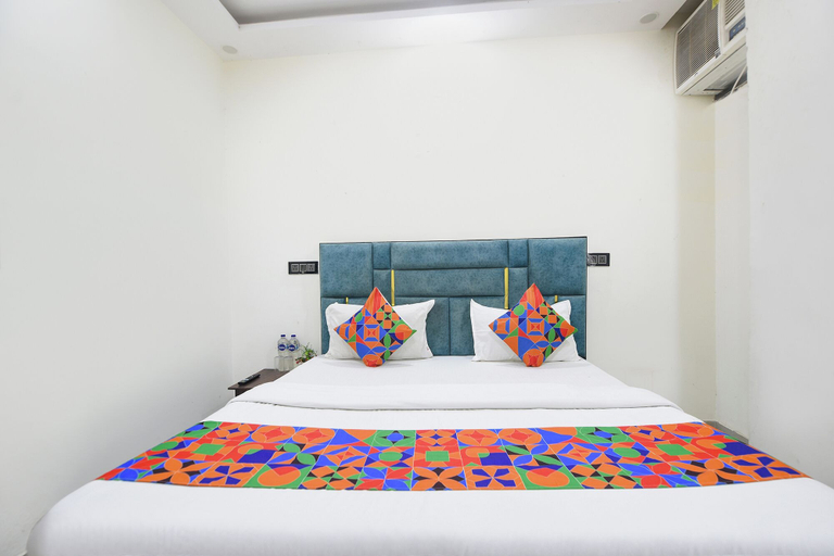 Room 2, Fabhotel Impression, Delhi