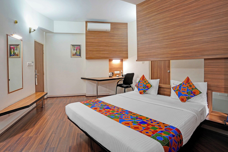 Room 4, Fabhotel Jk Grand, Bangalore