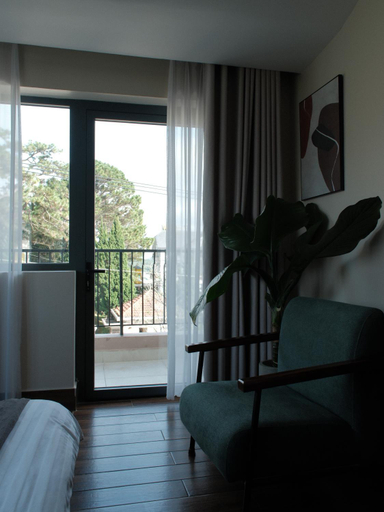 Others 2, Meek - Home and Coffee, Đà Lạt