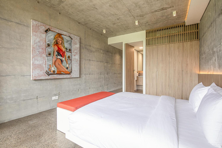 5, Modern 2BR Villa Enclosed Living, Heart of Canggu, Badung