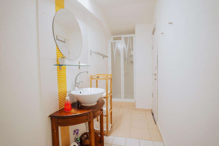Bathroom 5, ibex (iBike) unique Desert Inn