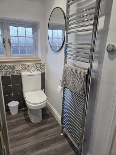 Others 5, Comfy Home- Coley Park, Reading