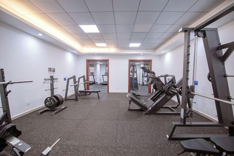 Gym 2, Wuling Hotel (Liuzhou High-speed Railway Station), Liuzhou
