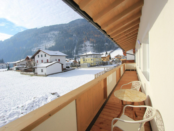 Others 5, Apartment in Aschau near Hochzillertal Slopes, Schwaz