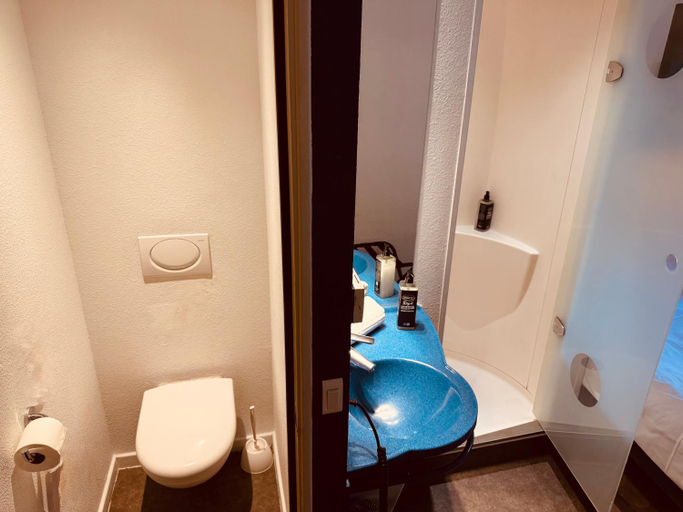 Bathroom 4, Ibis Budget Colmar Centre Gare, Haut-Rhin