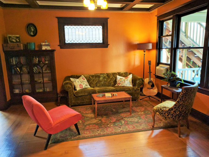 Others 5, Bluebird Guesthouse, Multnomah