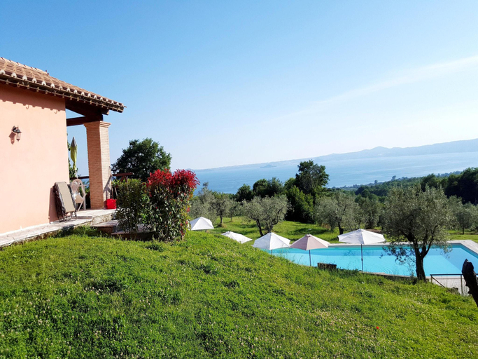 4, Rustic country house with a view of Lake Bolsena, Viterbo