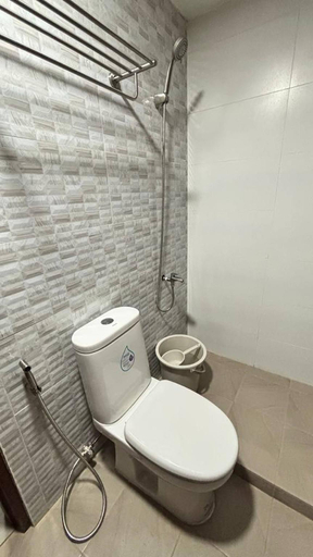 Bathroom, Serene Cabin Getaway in San Fernando City, Bacolor