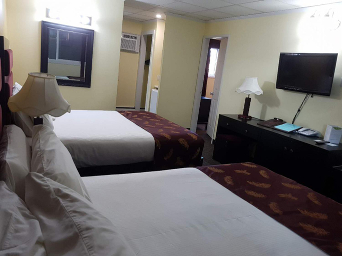 Bedroom 3, Alpine Inn & Suites, Columbia-Shuswap