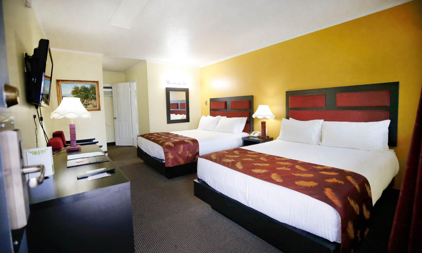 Bedroom 4, Alpine Inn & Suites, Columbia-Shuswap