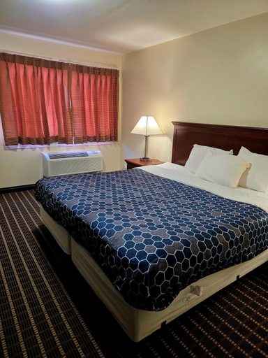 Bedroom 2, Ashford Motel, Windham