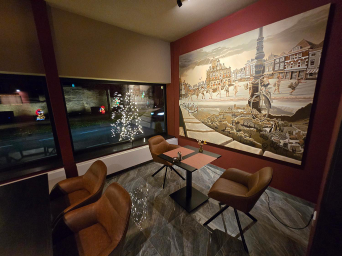 Others 4, Hotel Parkzicht, Valkenburg aan de Geul