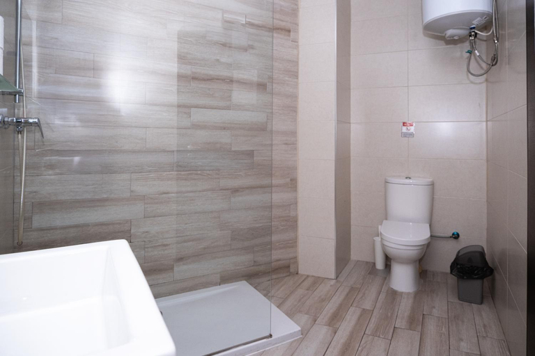 Bathroom 4, Napoli Suites, St Julian's