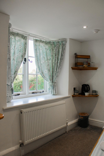 Bathroom 3, Red Lion, Devon