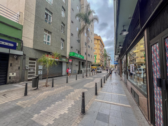 Others 4, Cozy Studio Las Canteras - 2 min walk to Beach, Las Palmas