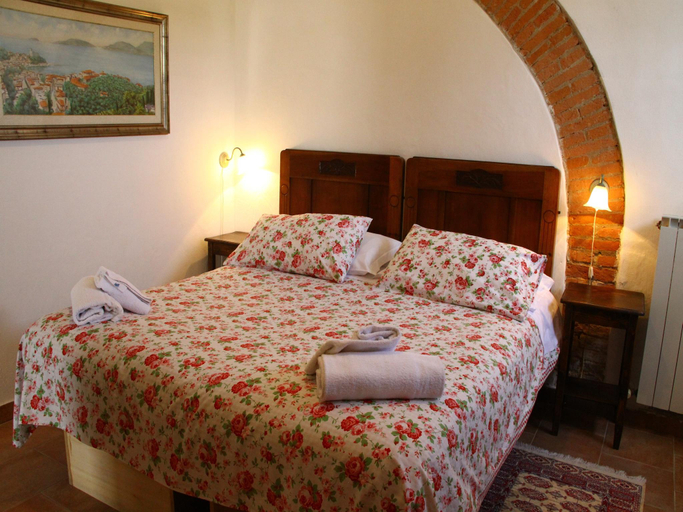 3, Nice Apartment in Guasticce With Pool, Livorno