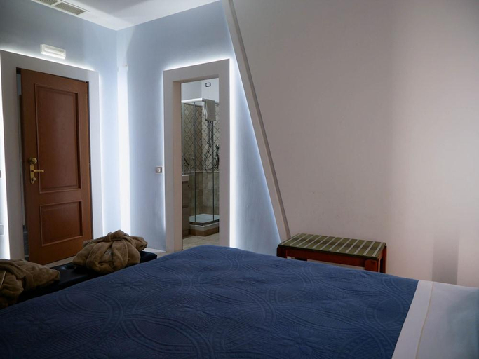 Bedroom 2, Saint Joseph Casa per Ferie, Salerno