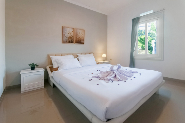 Bedroom 3, Villa Verbena W/ Pool & Backyard, Bandung