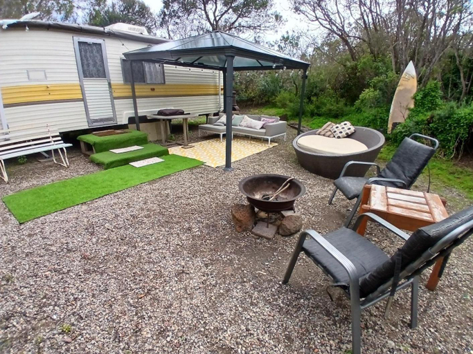 Others 2, Back Beach Beryl Ocean Bay Getaway PL, Melbourne