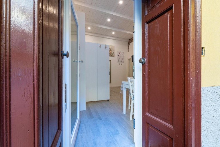 3, Modern Apartment in Via Carloni by Wonderful Italy, Como