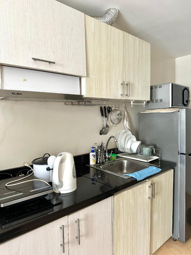 Others 4, Sunvida Condo across SM City Cebu w/ WIFI and View, Cebu City