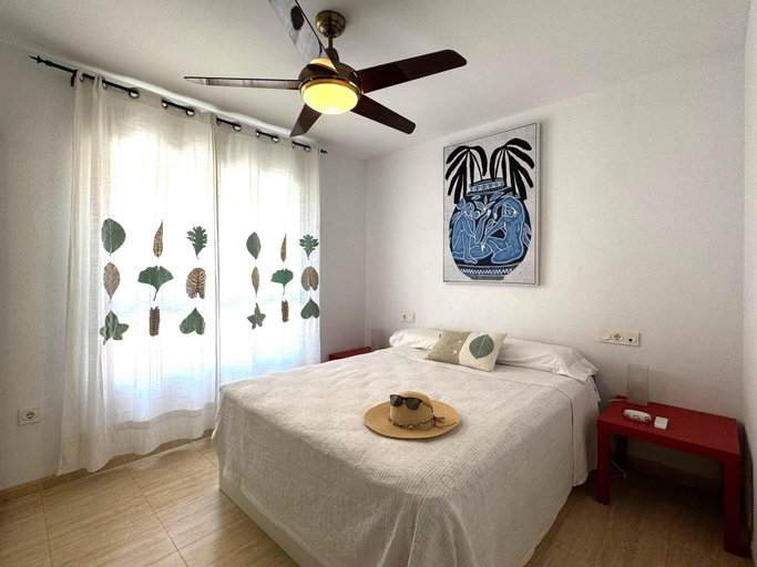 4, Premium Apartment in Roquetas de Mar, Almería