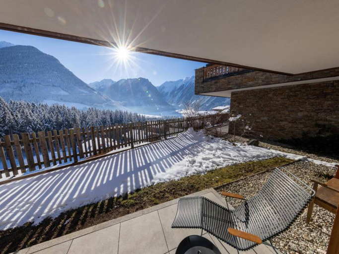 Surrounding environment 3, Rossberg Chalet with Panoramic View, Zell am See