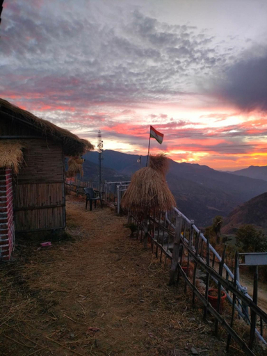 Others 5, Aangan kutir, Tehri Garhwal