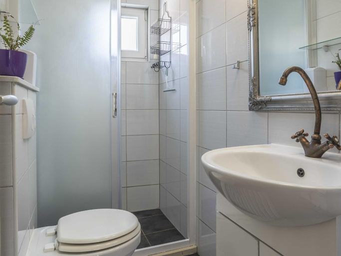 Bathroom 2, bedroom apartment with terrace, Dugi Rat