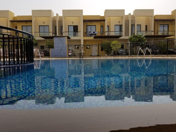 Swimming pool 5, Dubai- 1BHK Villa Townhouse, Dubai