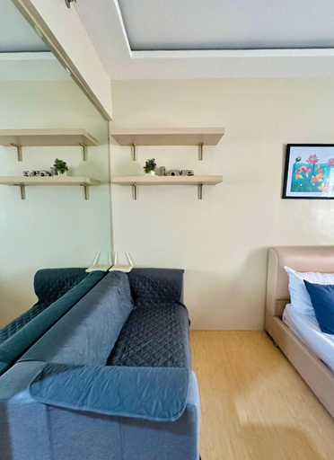 Others 5, Sunvida Condo across SM City Cebu w/ WIFI and View, Cebu City