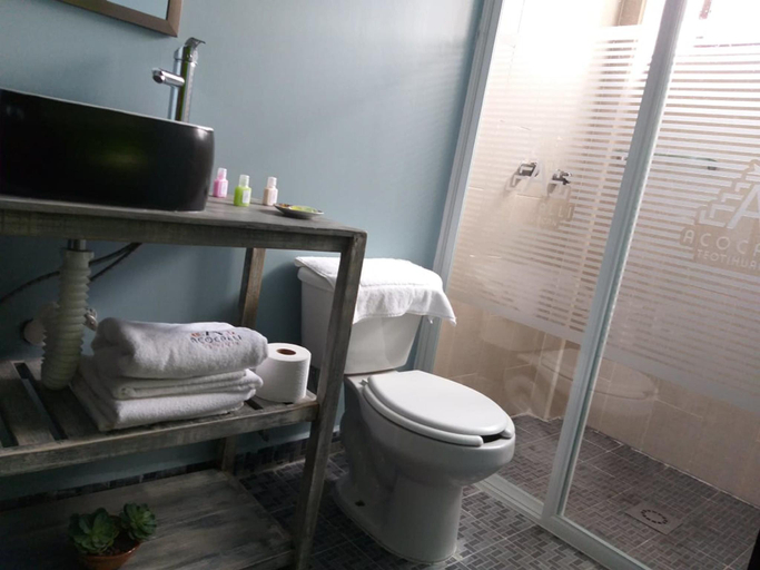 Bathroom 3, Hotel Boutique Acocalli, Temascalapa