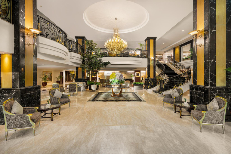 Public Area 5, Aston Tropicana, Bandung
