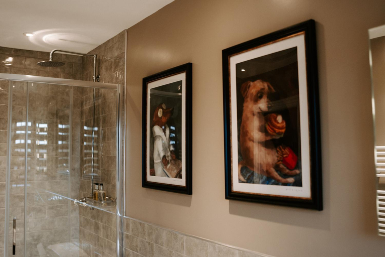 Bathroom 2, Blue Bell Country Inn, North Yorkshire