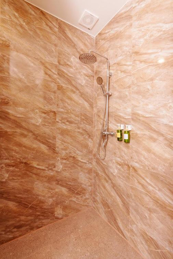 Bathroom 3, Calinton Hotel, Muang Udon Thani