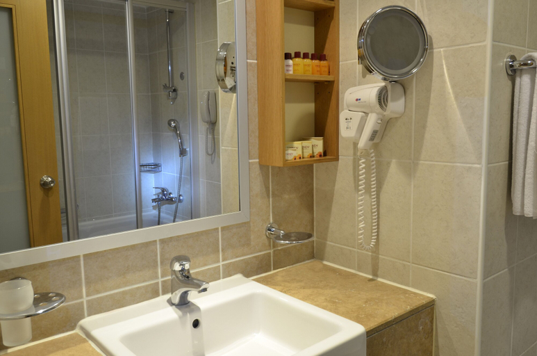 Bathroom 4, Trendy Aspendos Beach - All Inclusive, Manavgat
