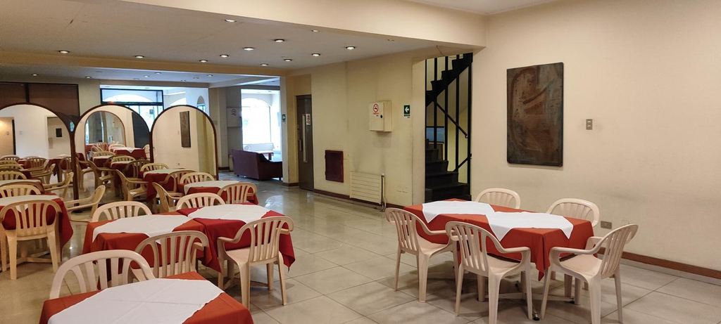 Others 5, Hotel de Vina, Valparaíso